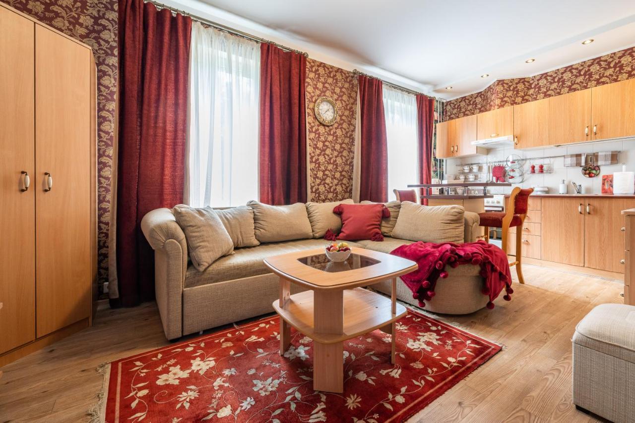 Videviku Villa Apartments Tallinn Buitenkant foto