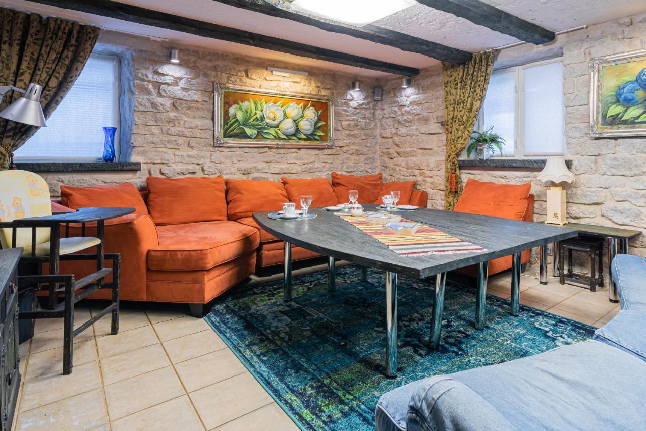 Videviku Villa Apartments Tallinn Buitenkant foto