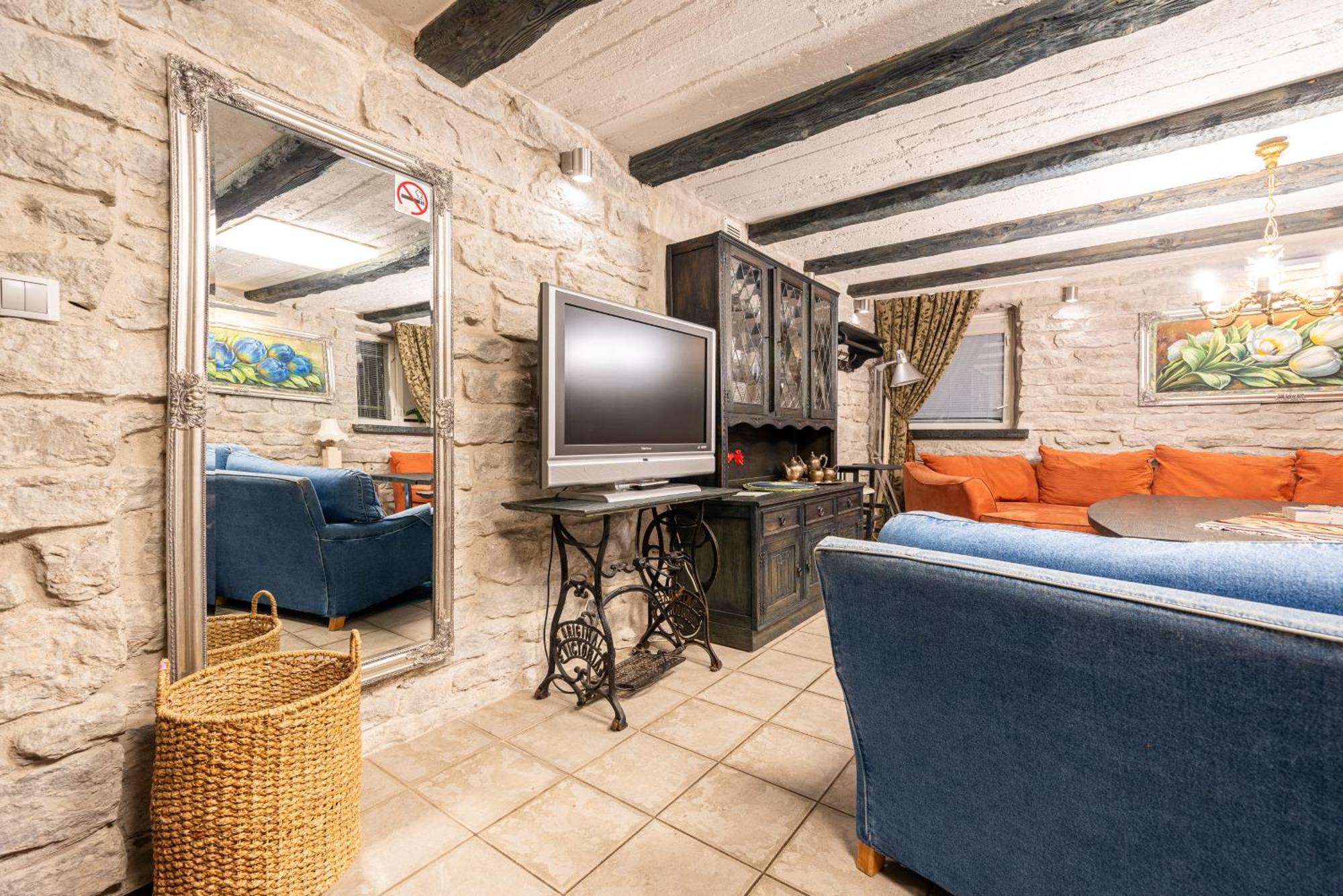 Videviku Villa Apartments Tallinn Buitenkant foto